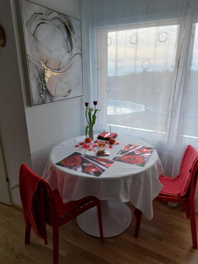 Beau Studio Avec Terrasse Et Vue Exclusivement Pour Non Fumeurs Belmont-sur-Lausanne Dış mekan fotoğraf