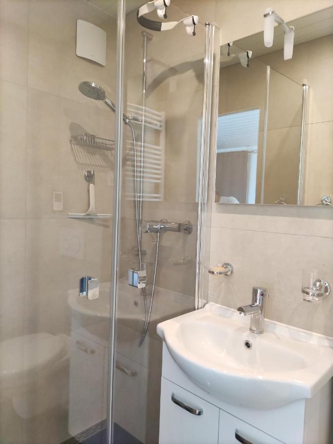 Beau Studio Avec Terrasse Et Vue Exclusivement Pour Non Fumeurs Belmont-sur-Lausanne Dış mekan fotoğraf
